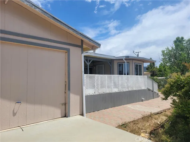 secondary home garage