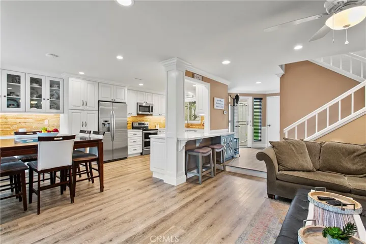 5 Robin Hill Lane, Laguna Hills, California 92653
