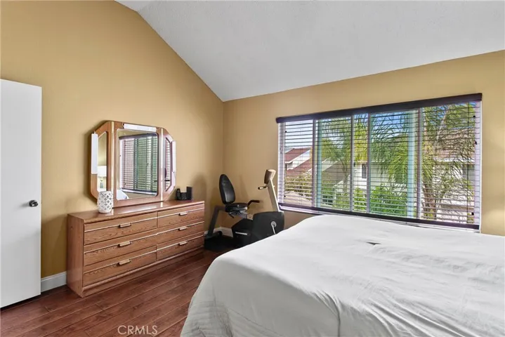 5 Robin Hill Lane, Laguna Hills, California 92653