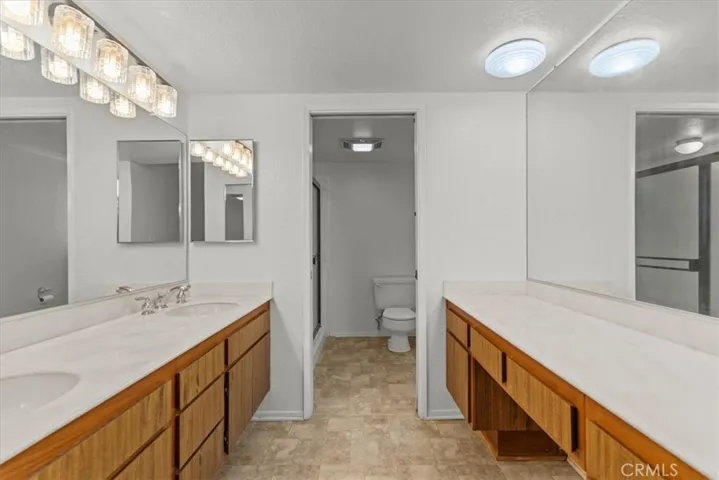 231 Bethany Road 310, Burbank, California 91504