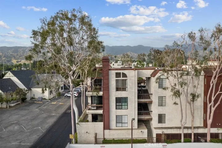 231 Bethany Road 310, Burbank, California 91504