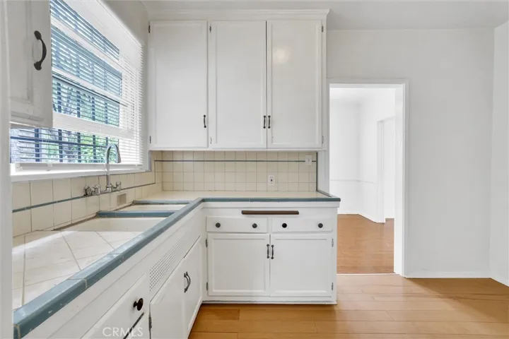 515 Rose Avenue, Venice, California 90291