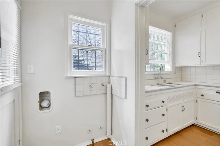 515 Rose Avenue, Venice, California 90291