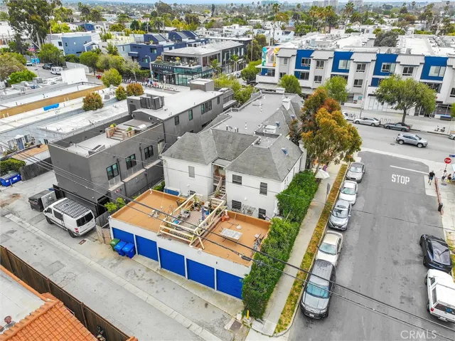 515 Rose Avenue, Venice, California 90291