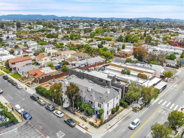515 Rose Avenue, Venice, California 90291