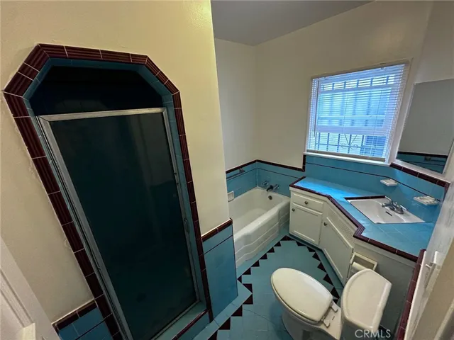 515 Rose Avenue, Venice, California 90291