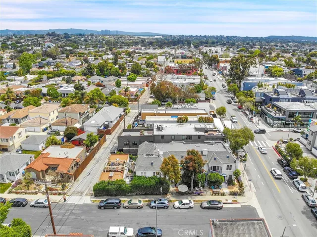 515 Rose Avenue, Venice, California 90291