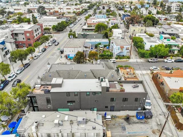 515 Rose Avenue, Venice, California 90291