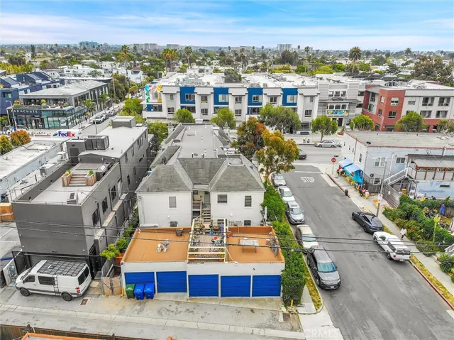 515 Rose Avenue, Venice, California 90291