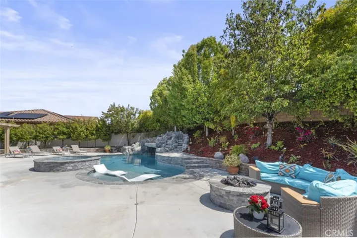 Pool Yard Paradise