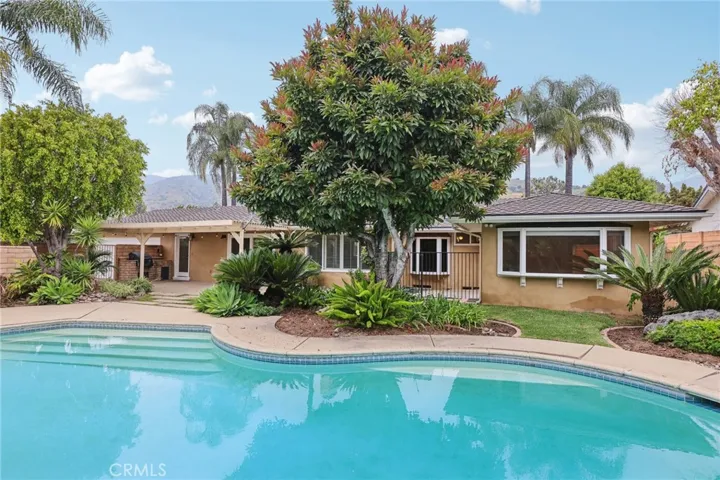1236 Indian Springs Drive, Glendora, California 91741