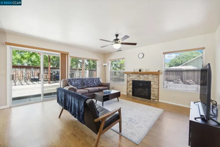 75 Wisteria Ct, Oakley, California 94561