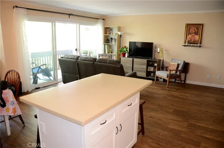 812 Camino Real 103, Redondo Beach, California 90277