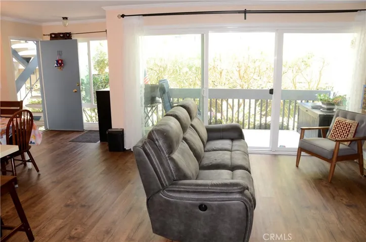 812 Camino Real 103, Redondo Beach, California 90277