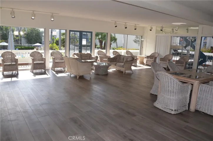 812 Camino Real 103, Redondo Beach, California 90277