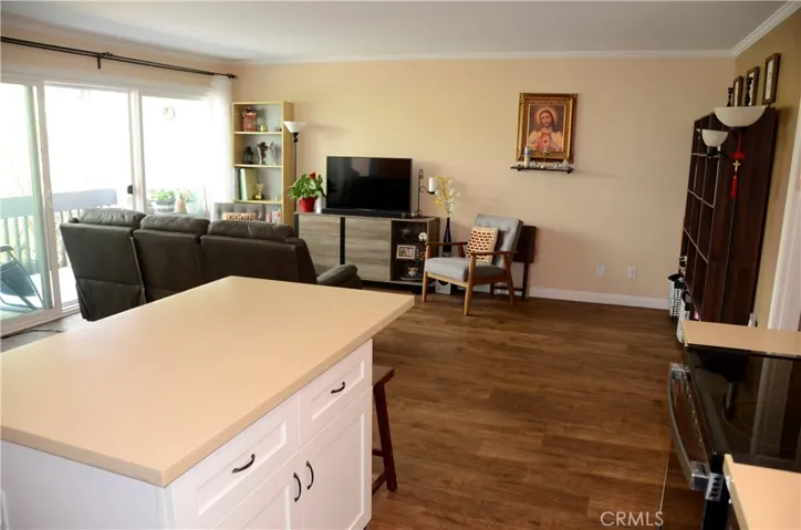 812 Camino Real 103, Redondo Beach, California 90277