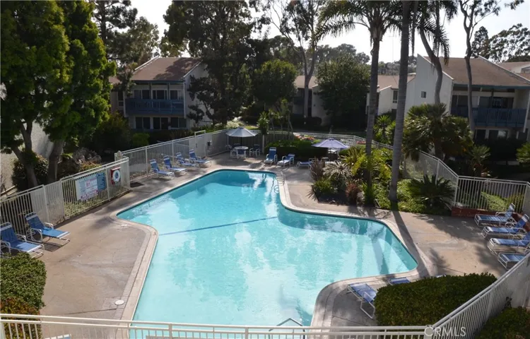 812 Camino Real 103, Redondo Beach, California 90277