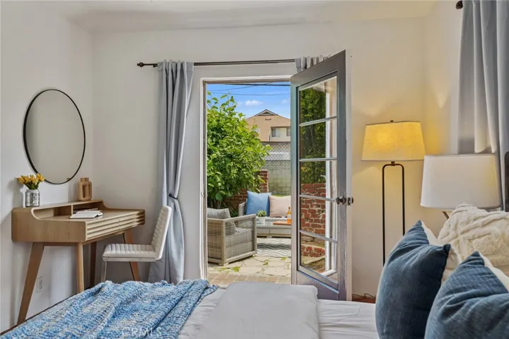 302 N Lima Street, Burbank, California 91505