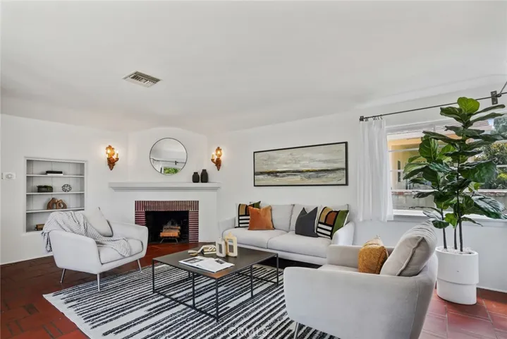 302 N Lima Street, Burbank, California 91505