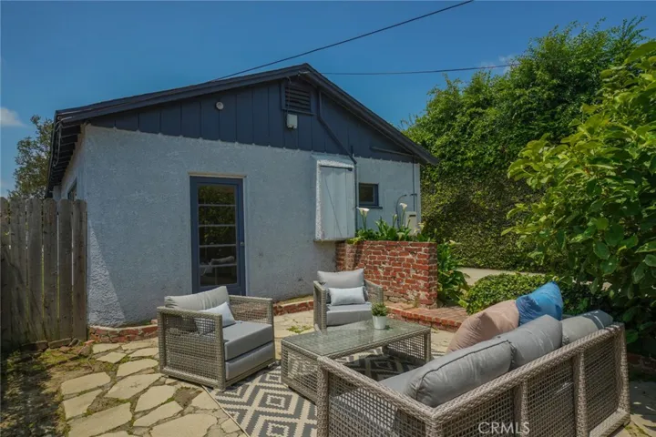 302 N Lima Street, Burbank, California 91505