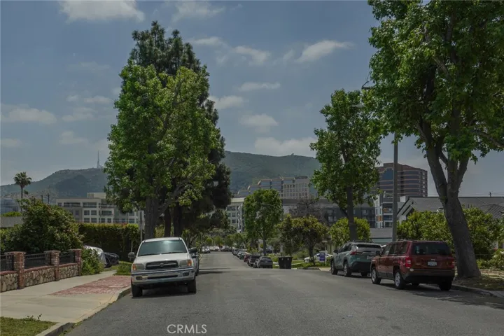 302 N Lima Street, Burbank, California 91505