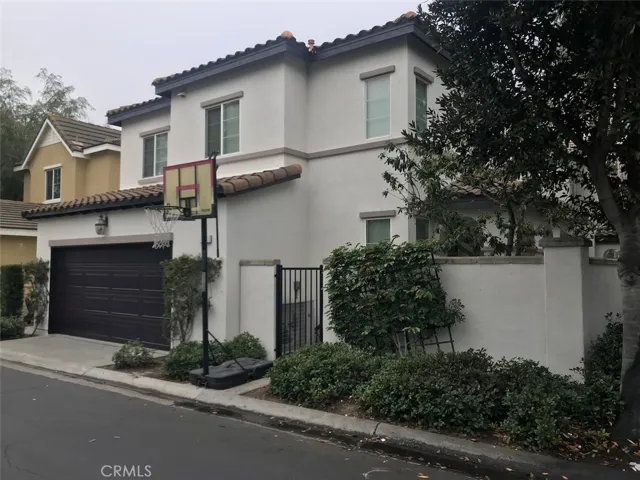 Streetview/Garage