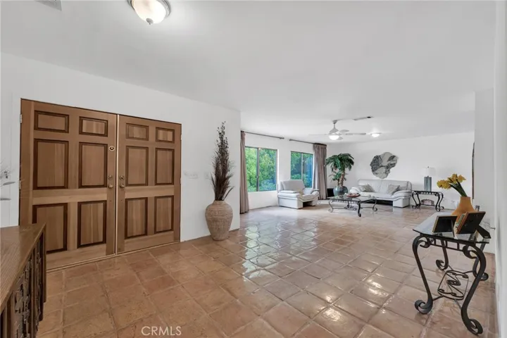23346 Calvert Street, Woodland Hills, California 91367