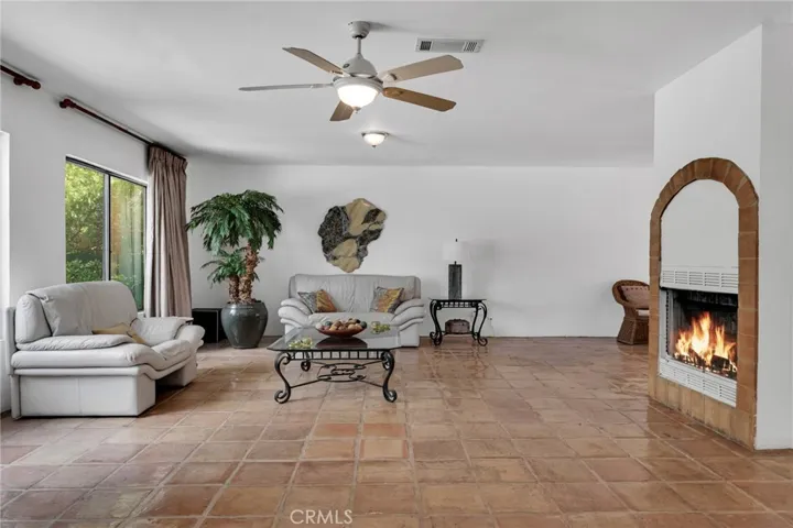 23346 Calvert Street, Woodland Hills, California 91367