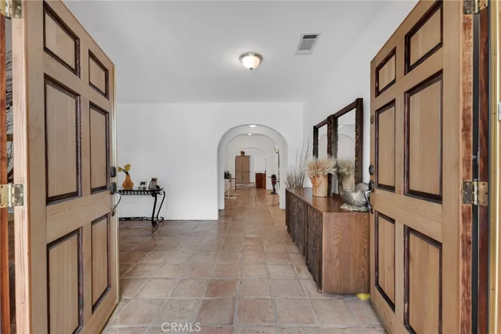 23346 Calvert Street, Woodland Hills, California 91367