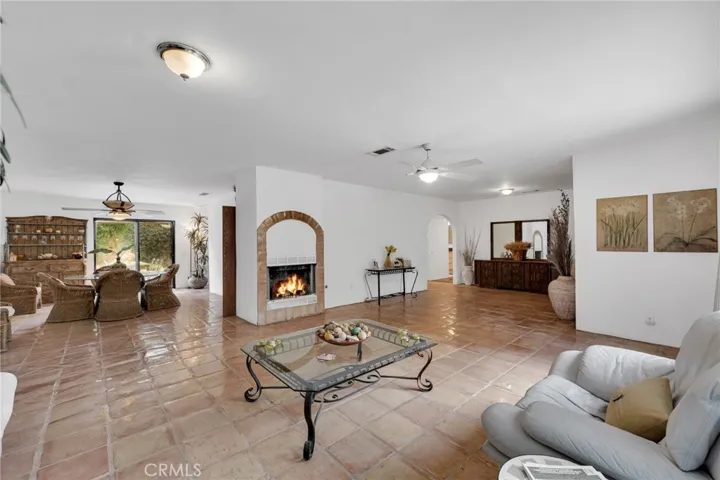 23346 Calvert Street, Woodland Hills, California 91367