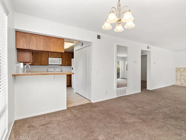 310 Ivy Lane, Fallbrook, California 92028