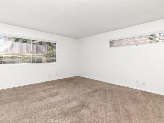 310 Ivy Lane, Fallbrook, California 92028