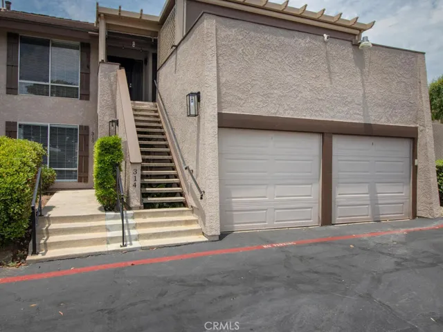 310 Ivy Lane, Fallbrook, California 92028