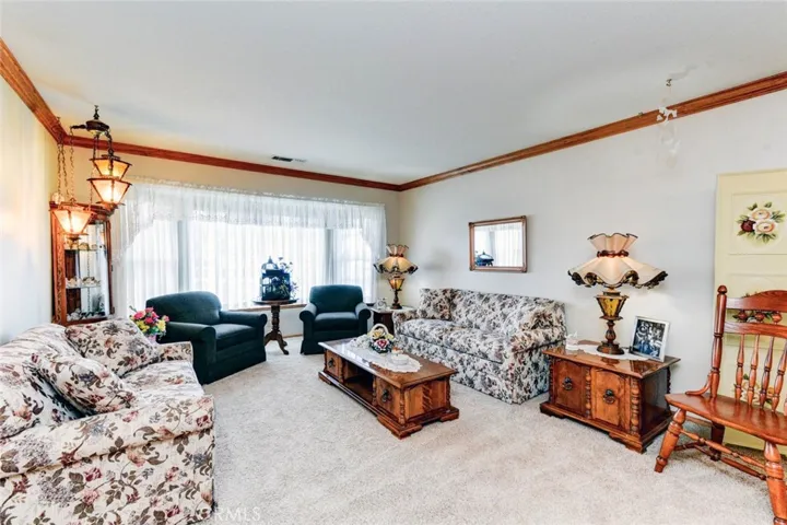 FORMAL LIVING ROOM