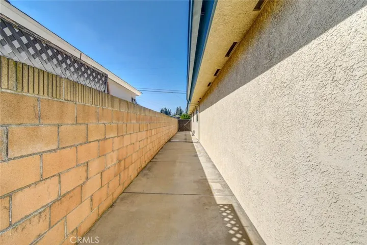 WEST SIDE OF THE HOUSE, PERFECT FOR A DOG RUN
