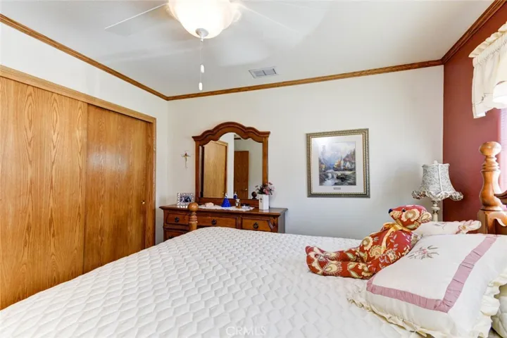9956 Walnut Street, Bellflower, California 90706