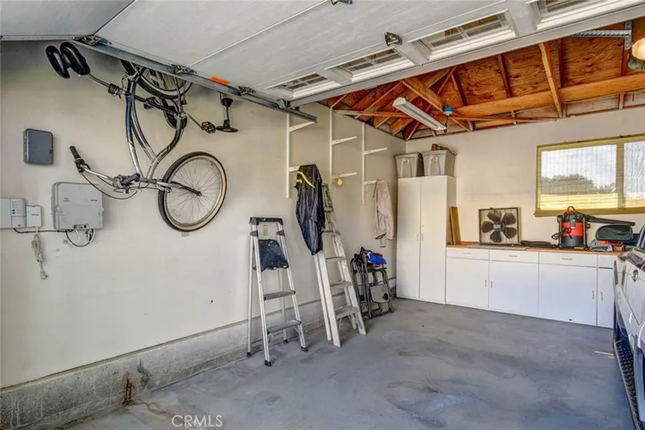 9956 Walnut Street, Bellflower, California 90706