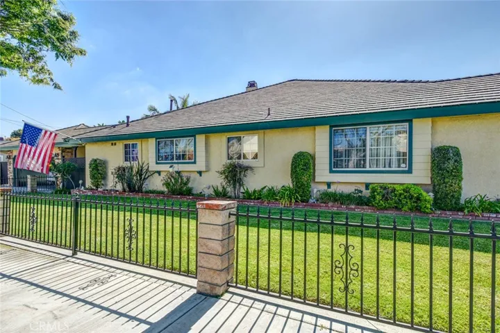 9956 Walnut Street, Bellflower, California 90706