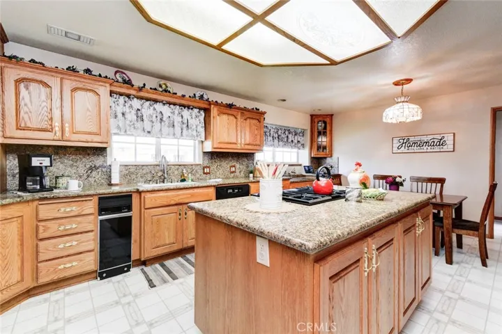 9956 Walnut Street, Bellflower, California 90706