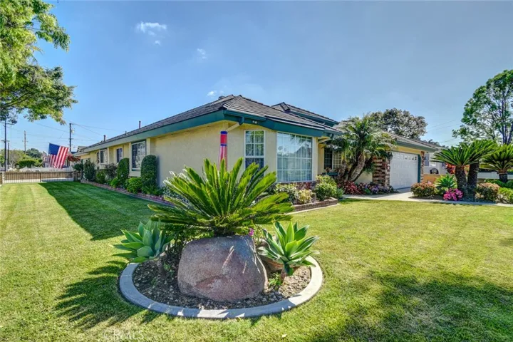 9956 Walnut Street, Bellflower, California 90706