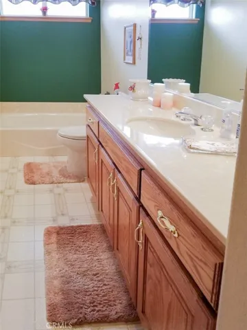 SECOND BATHROOM OFF HALLWAY