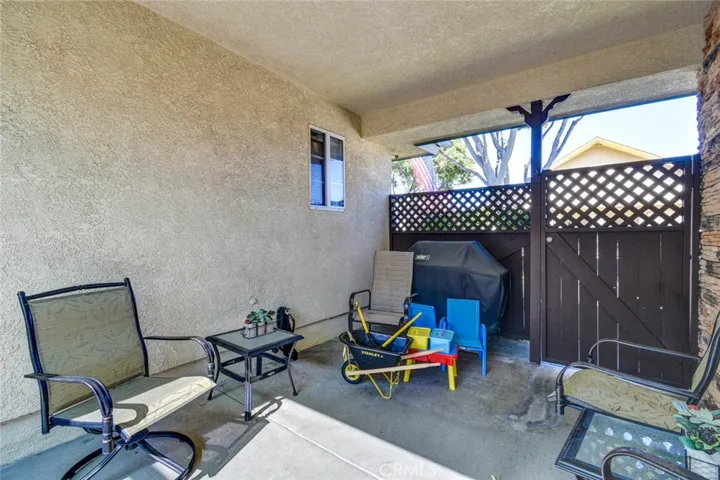 9956 Walnut Street, Bellflower, California 90706