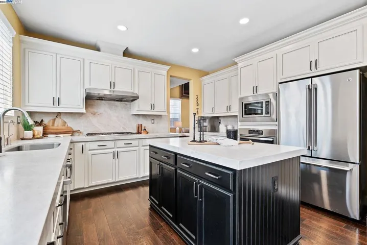 435 Emerson Ct, Discovery Bay, California 94505