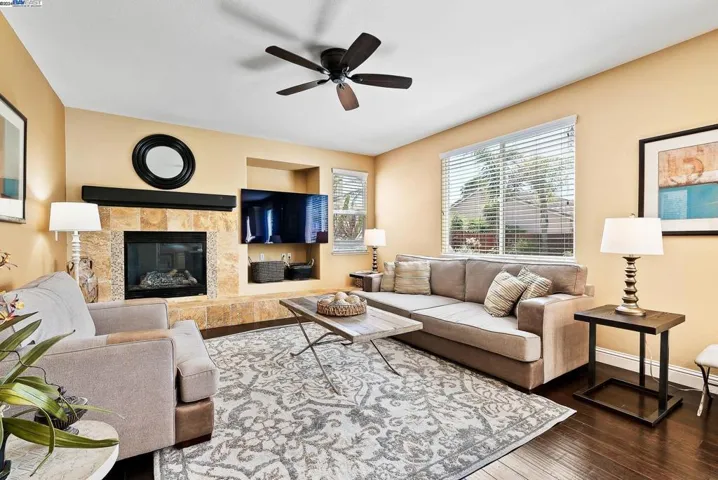 435 Emerson Ct, Discovery Bay, California 94505