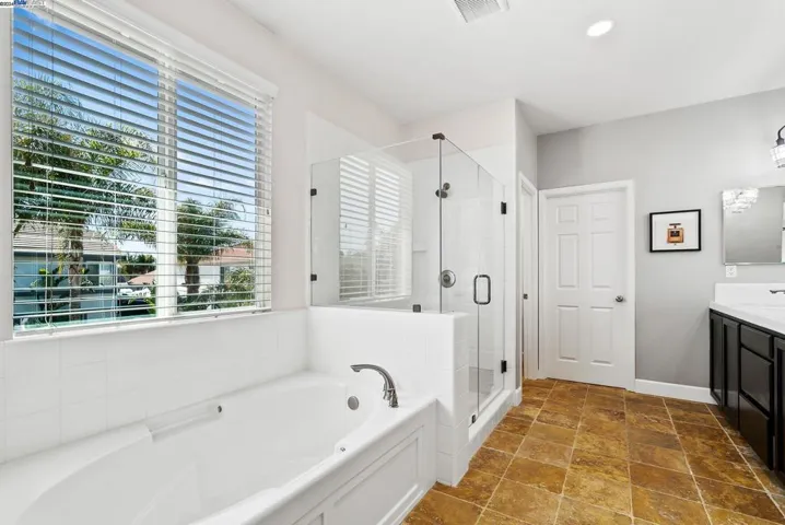 435 Emerson Ct, Discovery Bay, California 94505