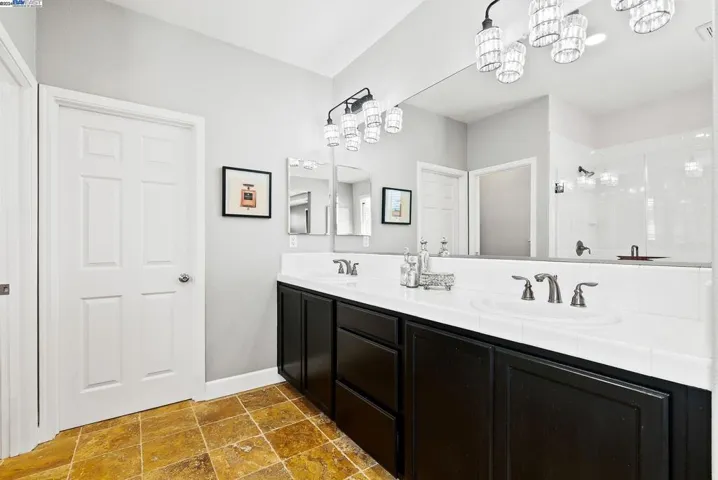 435 Emerson Ct, Discovery Bay, California 94505