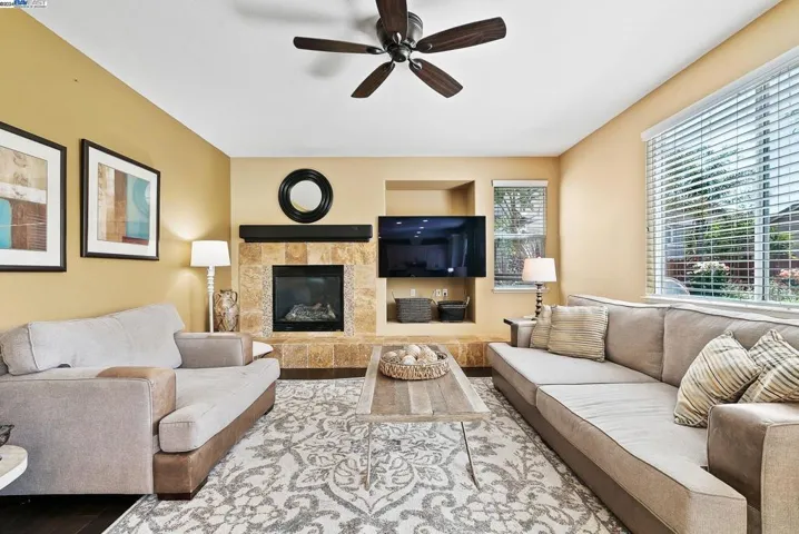 435 Emerson Ct, Discovery Bay, California 94505