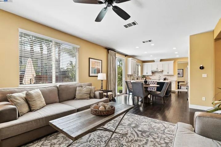 435 Emerson Ct, Discovery Bay, California 94505