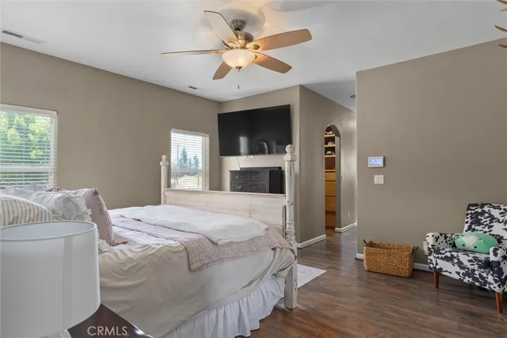 2nd master bedroom