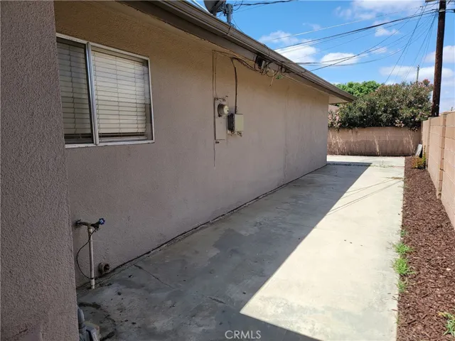 side yard